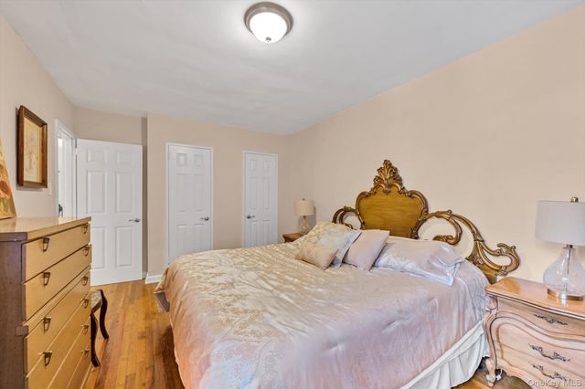 67-30 Clyde Street 3W, Forest Hills, NY 11375