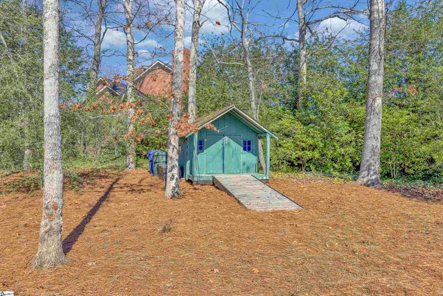 202 Collins Creek Road, Greenville, SC 29607