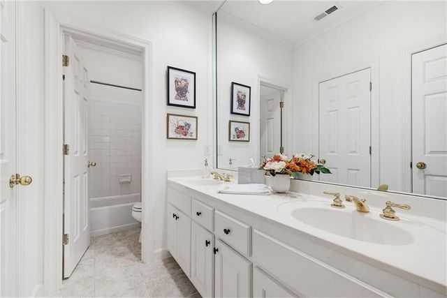 9180 Etching Overlook, Duluth, GA 30097