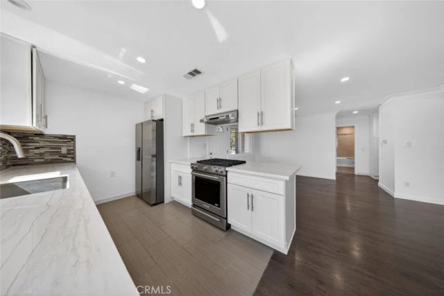 714 E Orange Grove Avenue D, Burbank, CA 91501