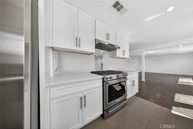 714 E Orange Grove Avenue D, Burbank, CA 91501