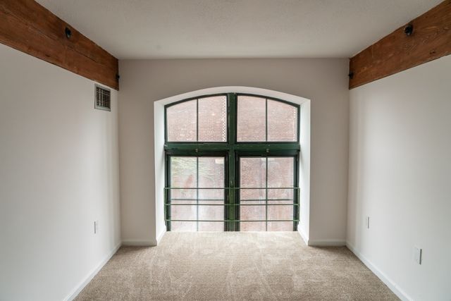 200 Market St 401, Lowell, MA 01852