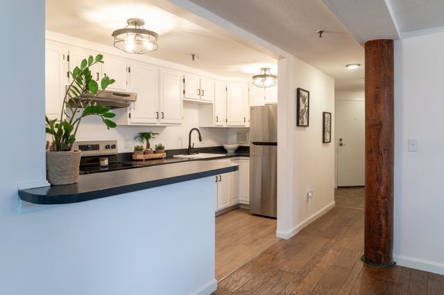 200 Market St 401, Lowell, MA 01852