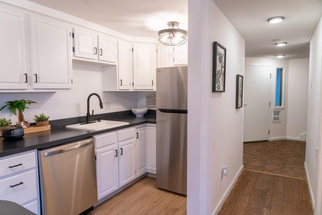200 Market St 401, Lowell, MA 01852