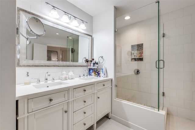 7404 W Northwest Highway 3, Dallas, TX 75225