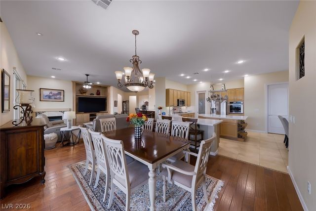 2366 Rosendale Village Avenue, Henderson, NV 89052