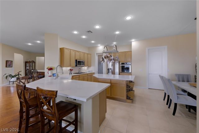 2366 Rosendale Village Avenue, Henderson, NV 89052