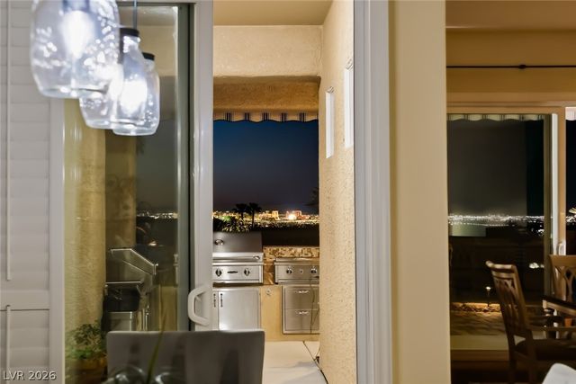 2366 Rosendale Village Avenue, Henderson, NV 89052