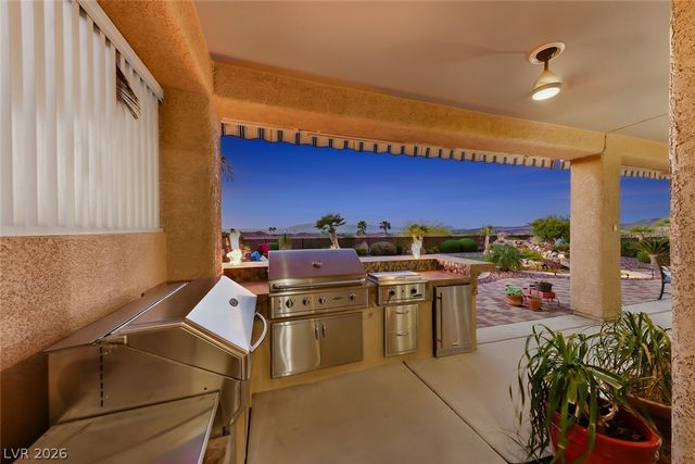 2366 Rosendale Village Avenue, Henderson, NV 89052