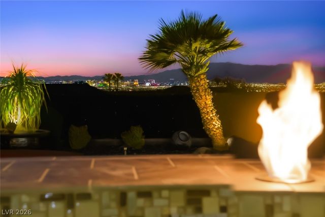 2366 Rosendale Village Avenue, Henderson, NV 89052