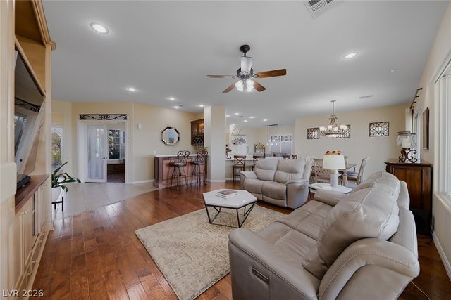 2366 Rosendale Village Avenue, Henderson, NV 89052