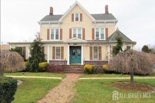 623 Georges Road 1C, North Brunswick, NJ 08902