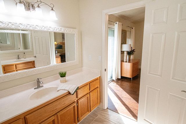 3904 Fawn Run Way, Antelope, CA 95843