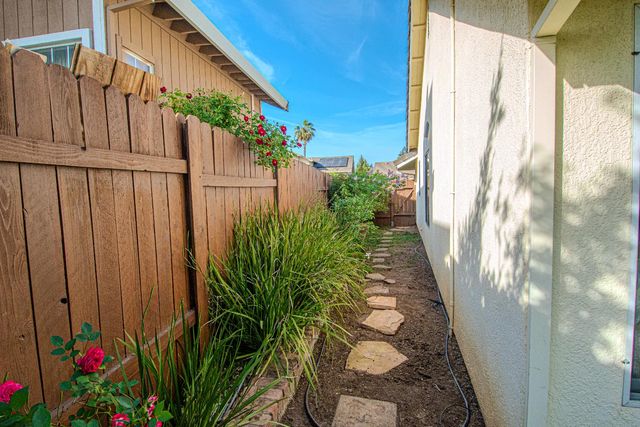 3904 Fawn Run Way, Antelope, CA 95843