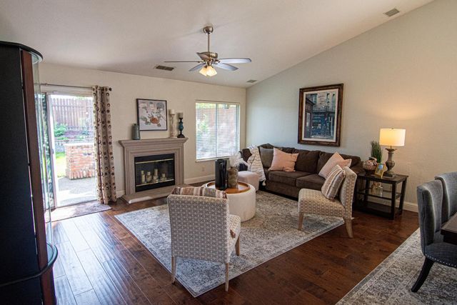 3904 Fawn Run Way, Antelope, CA 95843