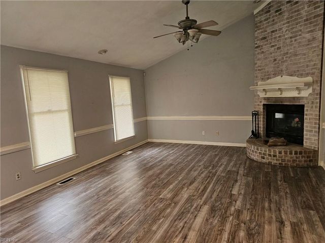 3975 Long Point BLVD, Portsmouth, VA 23703