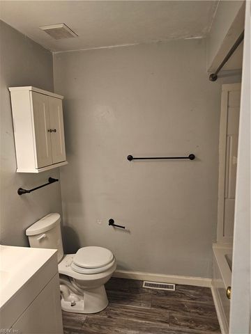 3975 Long Point BLVD, Portsmouth, VA 23703