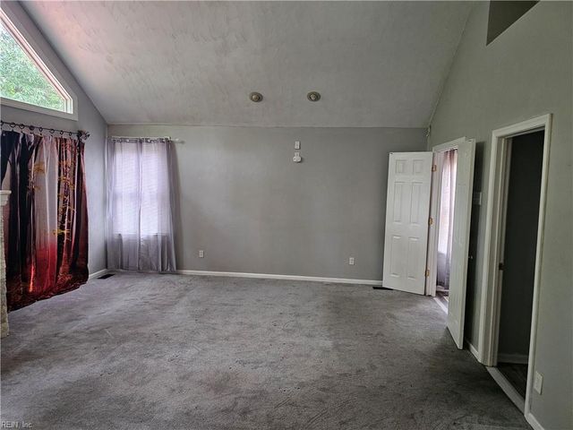 3975 Long Point BLVD, Portsmouth, VA 23703