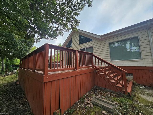 3975 Long Point BLVD, Portsmouth, VA 23703