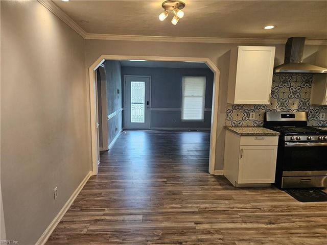 3975 Long Point BLVD, Portsmouth, VA 23703