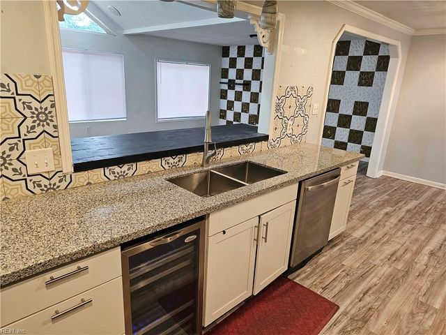 3975 Long Point BLVD, Portsmouth, VA 23703