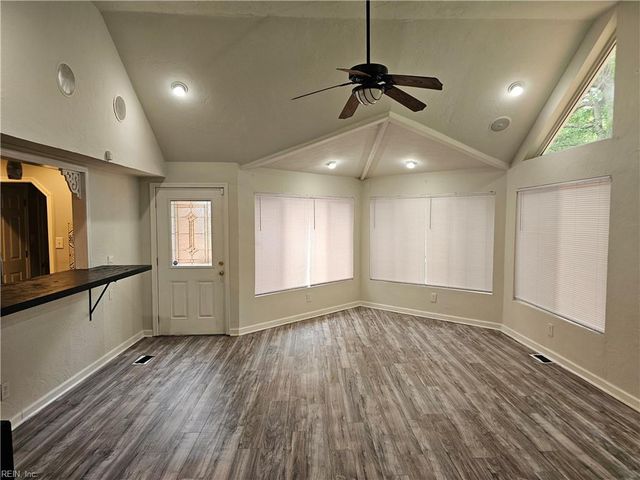 3975 Long Point BLVD, Portsmouth, VA 23703