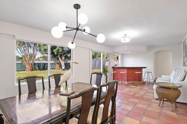 103 Shannondale Road, Cloud Lake, FL 33406