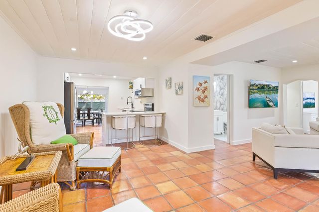 103 Shannondale Road, Cloud Lake, FL 33406