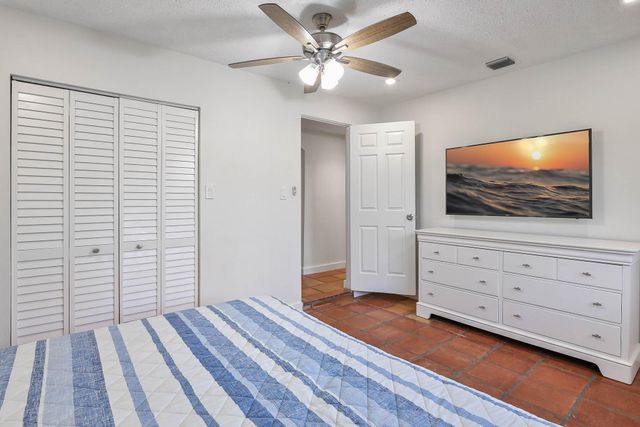 103 Shannondale Road, Cloud Lake, FL 33406