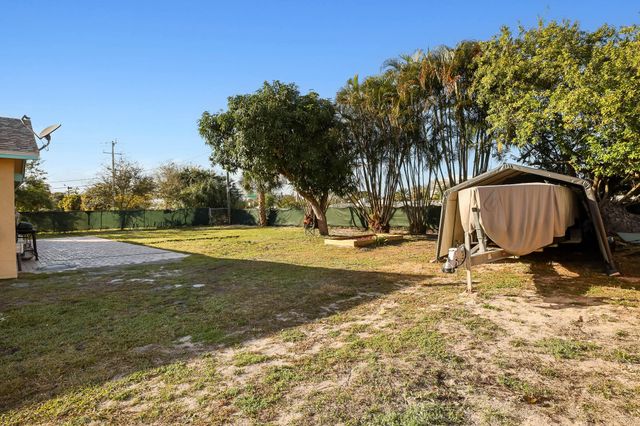 103 Shannondale Road, Cloud Lake, FL 33406