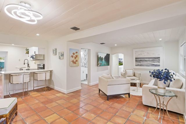 103 Shannondale Road, Cloud Lake, FL 33406