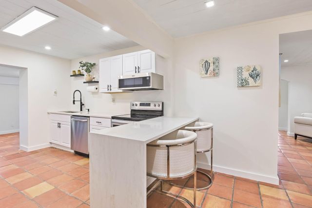 103 Shannondale Road, Cloud Lake, FL 33406