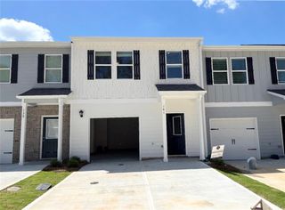 141 Village Green Drive NW, Adairsville, GA 30103