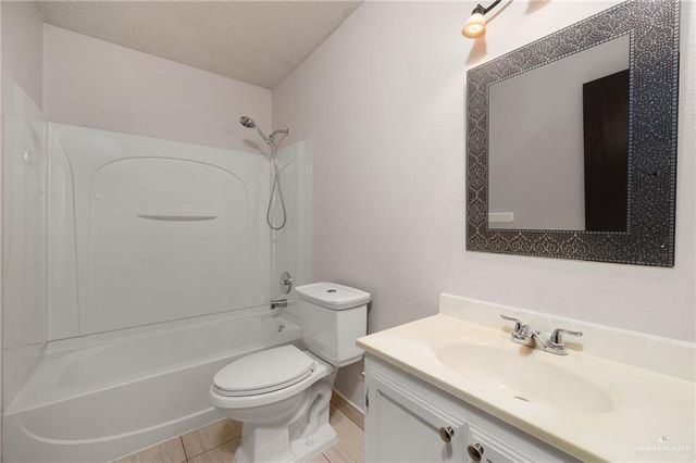 2924 Trey Road, Edinburg, TX 78541