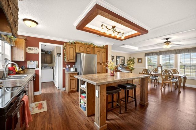 8009 SERGEANT PEPPER DR, Howey In The Hills, FL 34737