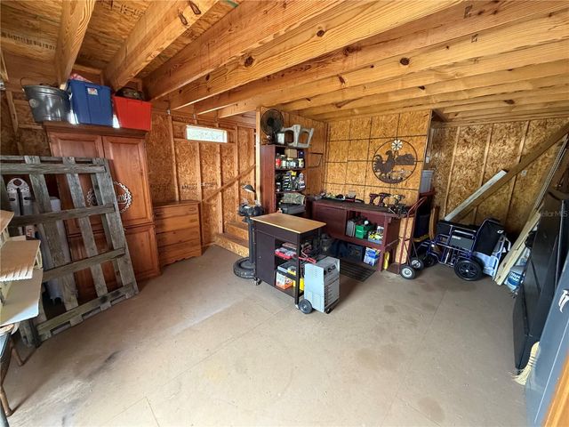 8009 SERGEANT PEPPER DR, Howey In The Hills, FL 34737