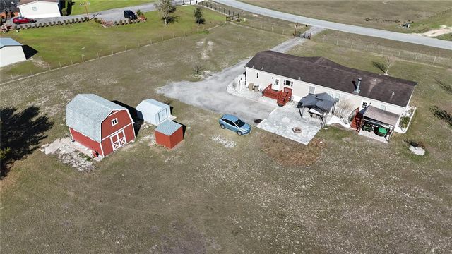 8009 SERGEANT PEPPER DR, Howey In The Hills, FL 34737