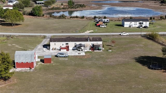 8009 SERGEANT PEPPER DR, Howey In The Hills, FL 34737