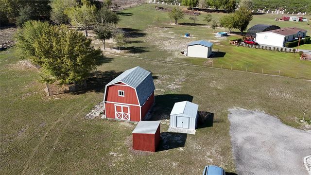 8009 SERGEANT PEPPER DR, Howey In The Hills, FL 34737