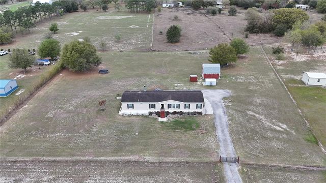 8009 SERGEANT PEPPER DR, Howey In The Hills, FL 34737