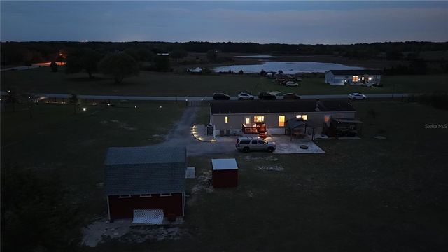 8009 SERGEANT PEPPER DR, Howey In The Hills, FL 34737