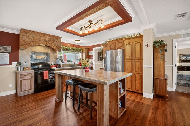 8009 SERGEANT PEPPER DR, Howey In The Hills, FL 34737