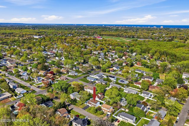 1707 Melville Street, Oakhurst, NJ 07755