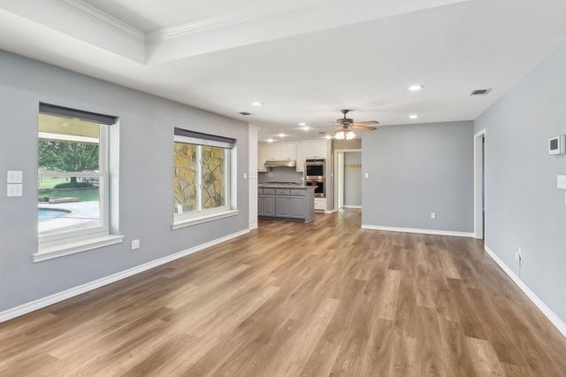 217 Pebble Ridge Court, Cresson, TX 76035