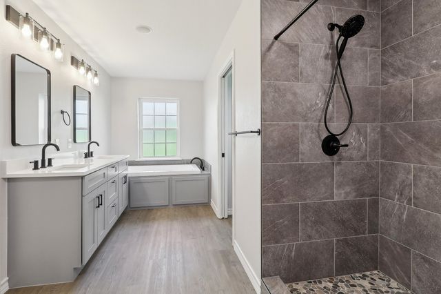 217 Pebble Ridge Court, Cresson, TX 76035
