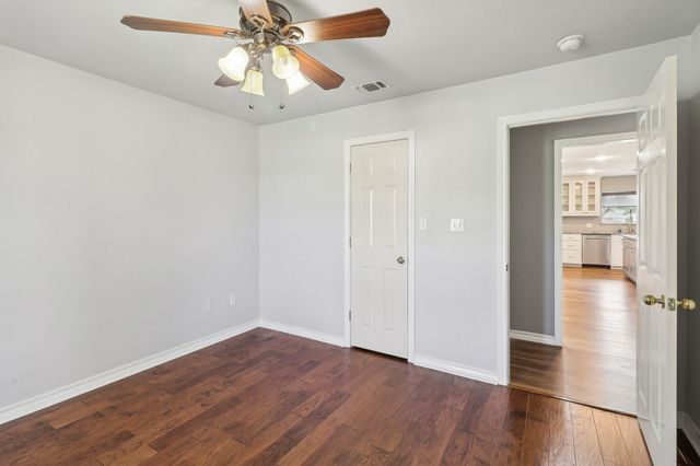 217 Pebble Ridge Court, Cresson, TX 76035