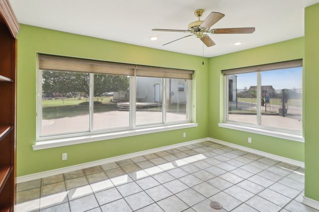 217 Pebble Ridge Court, Cresson, TX 76035