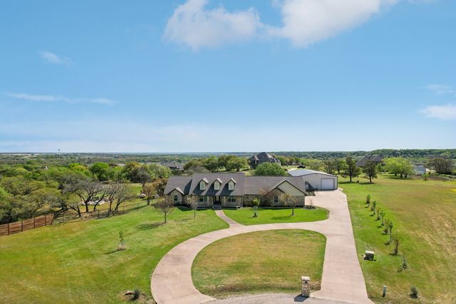 217 Pebble Ridge Court, Cresson, TX 76035