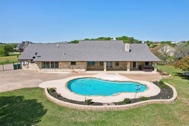 217 Pebble Ridge Court, Cresson, TX 76035