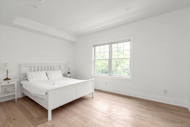 20 Secatoag Avenue 1A, Port Washington, NY 11050